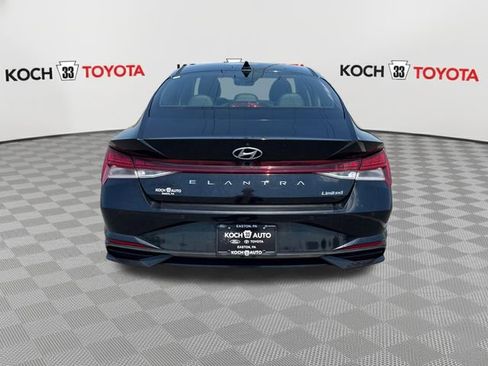 Used 2021 Hyundai Elantra Limited FWD image 7