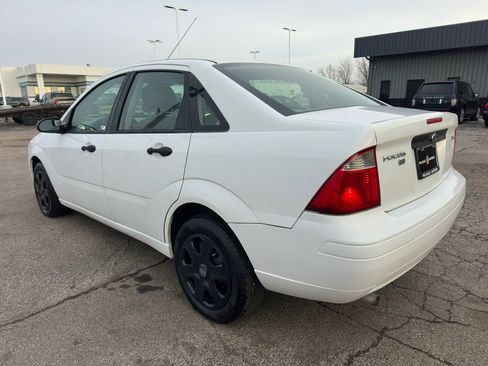 Used 2005 Ford Focus SE image 6