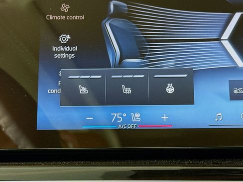 New 2026 BMW X7 xDrive40i w/ Premium Package image 21