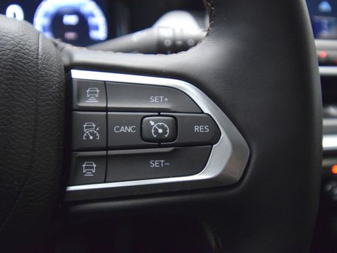 Used 2022 Jeep Compass Limited w/ Elite Group AWD/4WD image 36