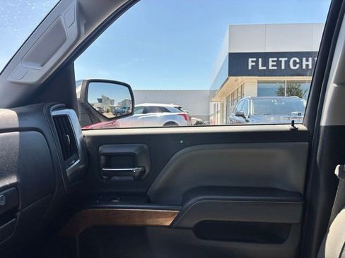 Used 2016 Chevrolet Silverado 1500 LTZ AWD/4WD image 12