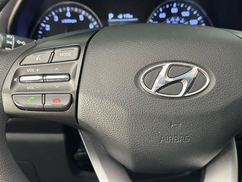 Used 2018 Hyundai Elantra GT image 28