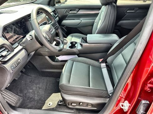 New 2026 GMC Terrain AT4 w/ Convenience Package III image 24