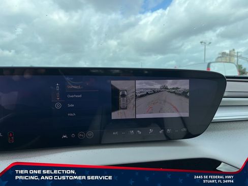 New 2026 Buick Enclave Avenir AWD/4WD image 33
