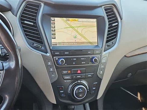 Used 2019 Hyundai Santa Fe XL image 29
