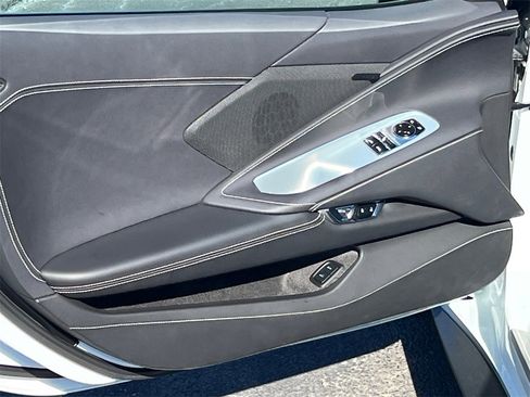 Used 2020 Chevrolet Corvette Stingray Coupe w/ Z51 Performance Package image 12