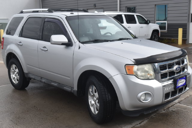 Used 2010 Ford Escape Limited AWD/4WD image 3