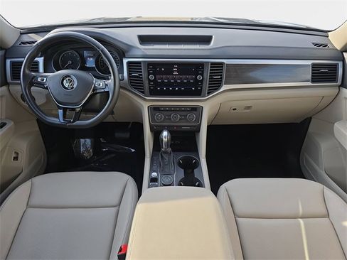 Used 2018 Volkswagen Atlas SE image 10