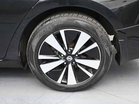 Used 2019 Nissan Altima 2.5 SL AWD/4WD image 10