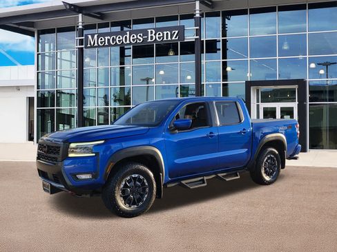 Used 2025 Nissan Frontier PRO-4X w/ Tow Package image 1