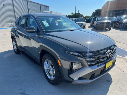 New 2026 Hyundai Tucson SE FWD image 1