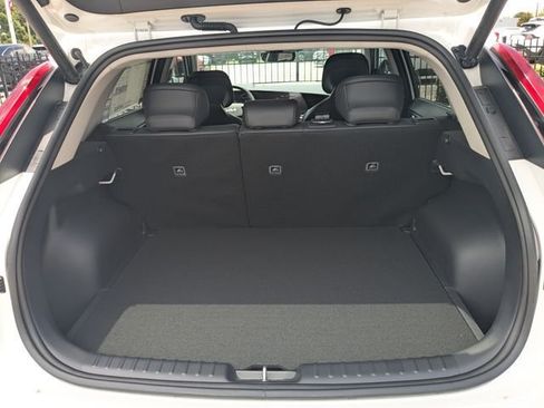 New 2026 Kia Niro Wind FWD image 11