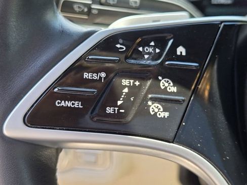 Used 2025 Mercedes-Benz GLE 450e 4MATIC image 30
