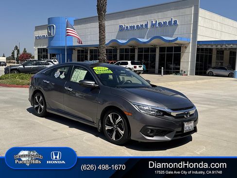 Used 2018 Honda Civic Touring image 1