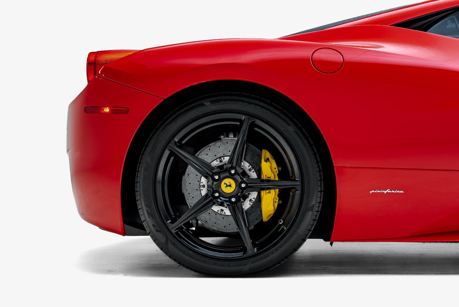 Used 2013 Ferrari 458 Italia Coupe RWD image 18