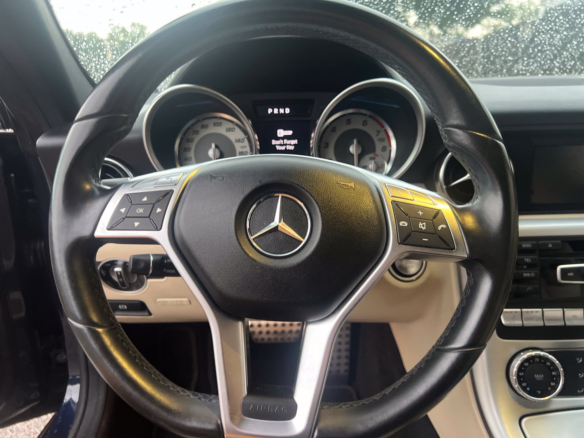 Used 2013 Mercedes-Benz SLK 250 image 14