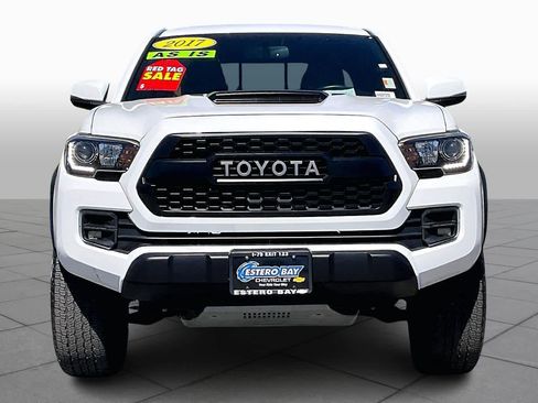 Used 2017 Toyota Tacoma TRD Pro image 4