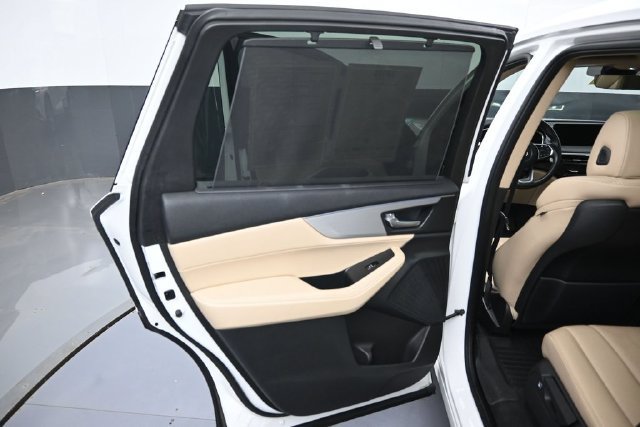 Used 2022 Acura MDX w/ Technology Package FWD image 28