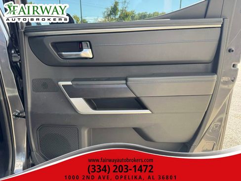 Used 2022 Toyota Tundra Platinum w/ Advanced Package image 31