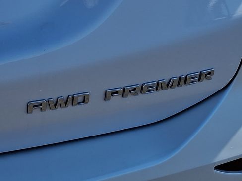 Certified 2024 Chevrolet Equinox Premier AWD/4WD image 35