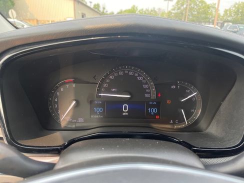 Used 2018 Cadillac XT5 Luxury FWD image 24