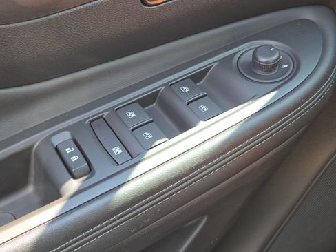Used 2022 Buick Encore Preferred w/ Safety Package AWD/4WD image 23