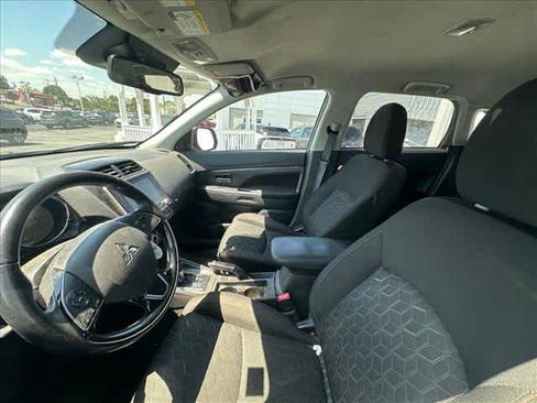 Used 2022 Mitsubishi Outlander Sport LE AWD/4WD image 3