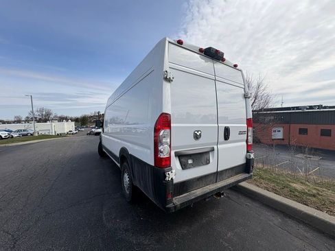 Used 2024 RAM ProMaster 3500 w/ Convenience Group image 4