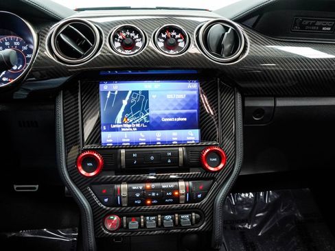 Used 2021 Ford Mustang Shelby GT500 w/ Technology Package RWD image 23