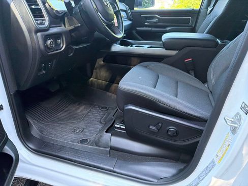Used 2024 RAM 1500 Big Horn RWD image 9