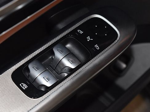 Certified 2026 Mercedes-Benz GLC 300 4MATIC image 6