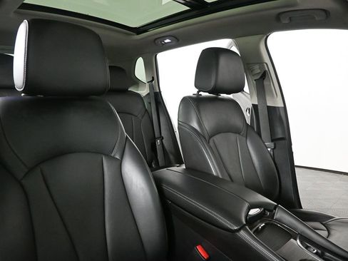 Used 2019 Buick Envision Essence image 21