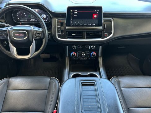 Used 2022 GMC Yukon SLT w/ SLT Premium Package AWD/4WD image 13