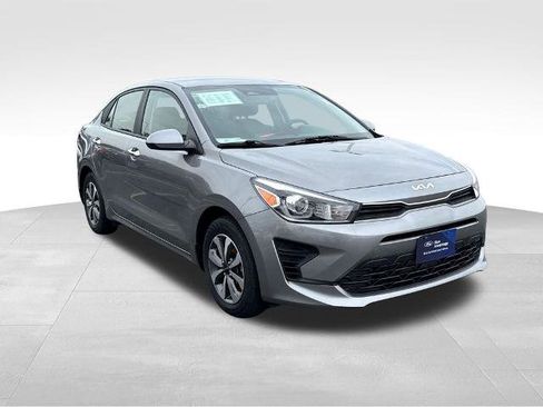 Used 2022 Kia Rio S w/ Technology Package FWD image 4