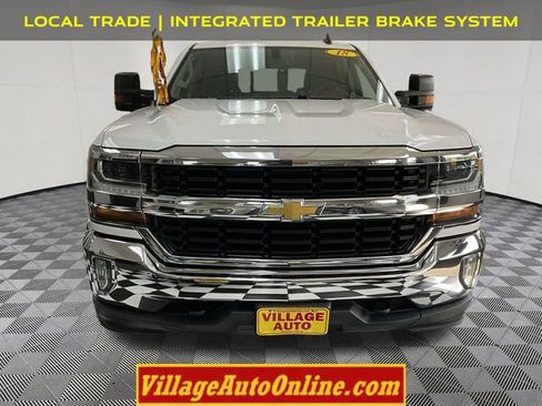 Used 2018 Chevrolet Silverado 1500 LT w/ Max Trailering Package image 6