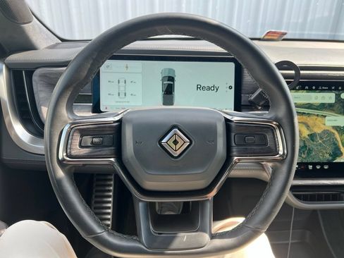 Used 2022 Rivian R1T Adventure AWD/4WD image 7
