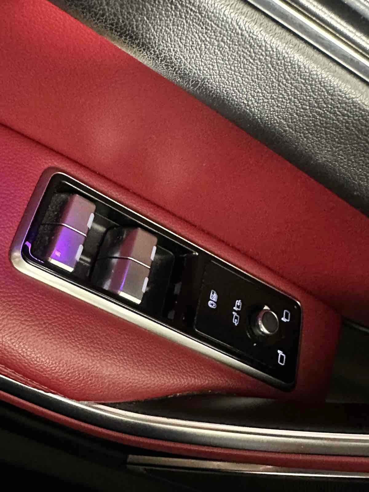 Used 2023 Jaguar F-PACE R-Dynamic S AWD/4WD image 42