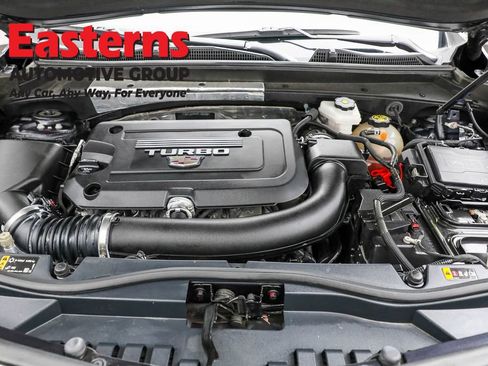 Used 2023 Cadillac XT4 Premium Luxury image 7