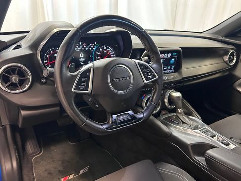 Used 2017 Chevrolet Camaro SS RWD image 2