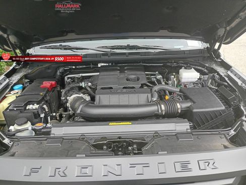 Used 2024 Nissan Frontier PRO-4X w/ Technology Package AWD/4WD image 24