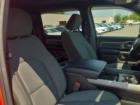 Used 2021 RAM 1500 Big Horn AWD/4WD image 16