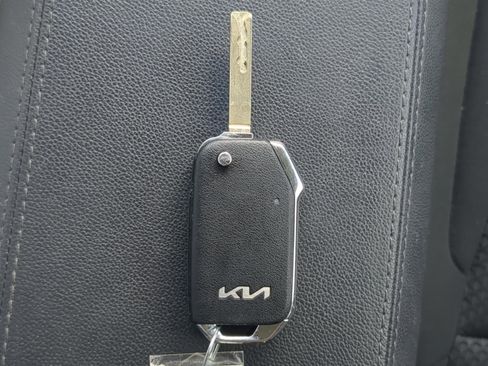 Used 2023 Kia Sportage LX AWD/4WD image 20
