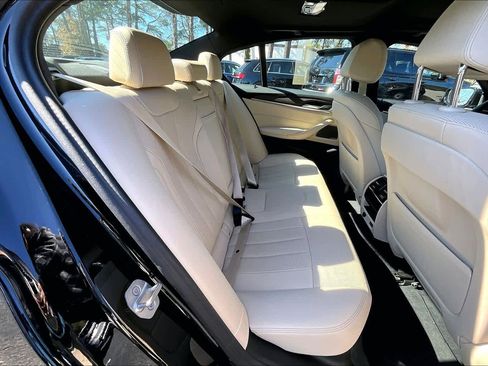 Certified 2023 BMW 540i w/ Premium Package image 19