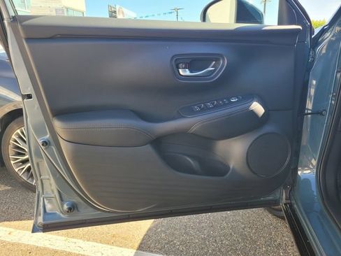New 2027 Honda HR-V EX-L image 7