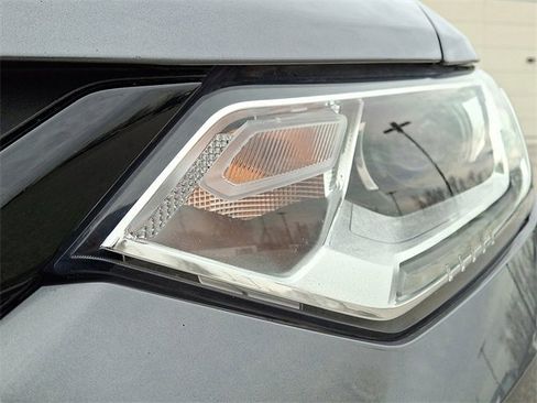 Used 2018 Chevrolet Traverse LS w/ LPO, Black Accent Package image 12