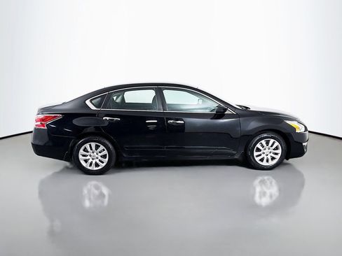 Used 2015 Nissan Altima 2.5 S w/ Power Driver Seat Package FWD image 4
