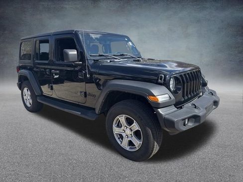 Used 2022 Jeep Wrangler Unlimited Sport image 4