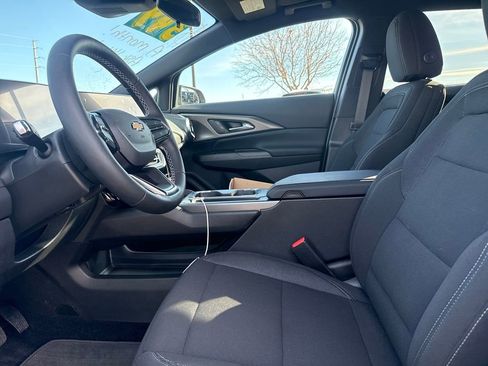 New 2026 Chevrolet Equinox EV LT w/ Comfort Package image 9