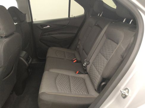 Used 2020 Chevrolet Equinox LT FWD image 18