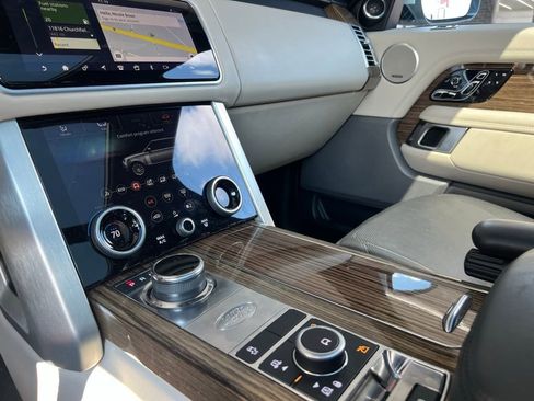 Used 2018 Land Rover Range Rover HSE image 51